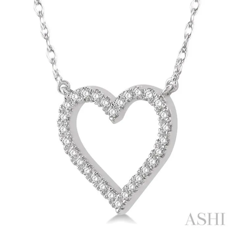 1/6 Ctw Heart Shape Round Cut Diamond Necklace in 10K White Gold