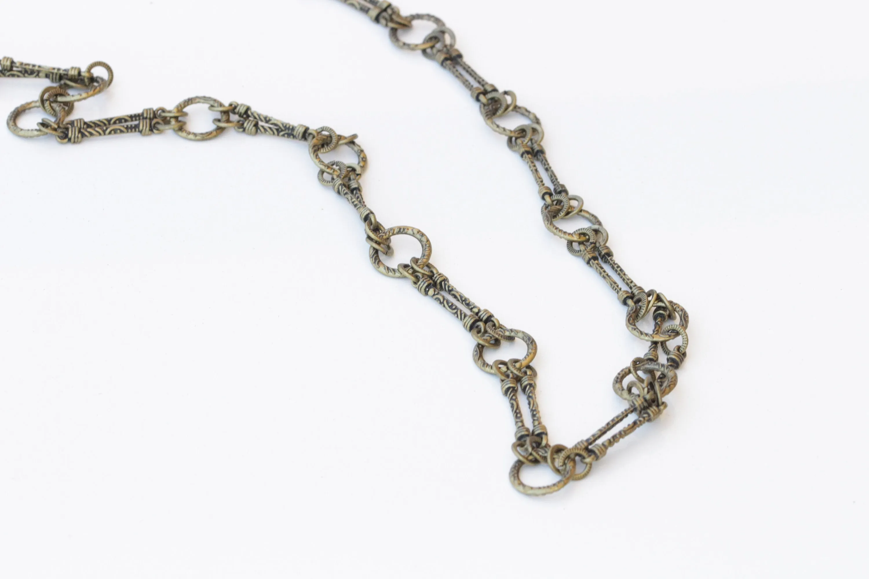 BRONZE LONG NECKLACE