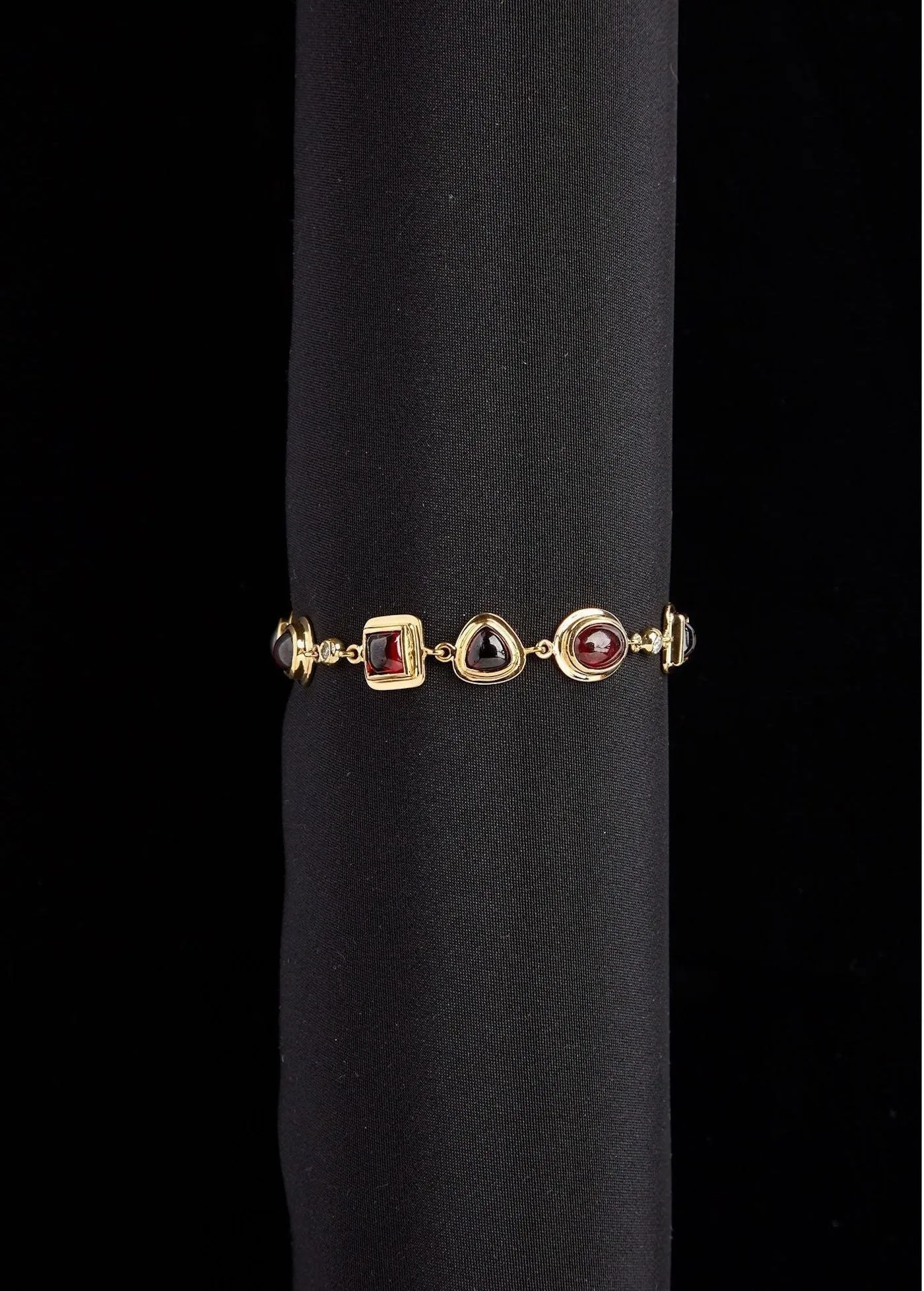 Garnet & Diamond Mosaic Bracelet 18K Gold