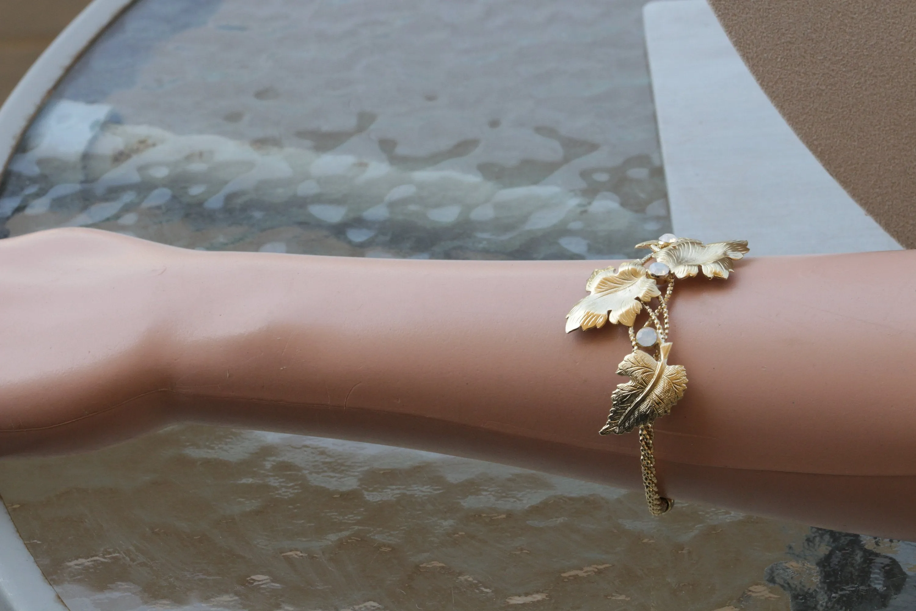 LEAVES BRACELET