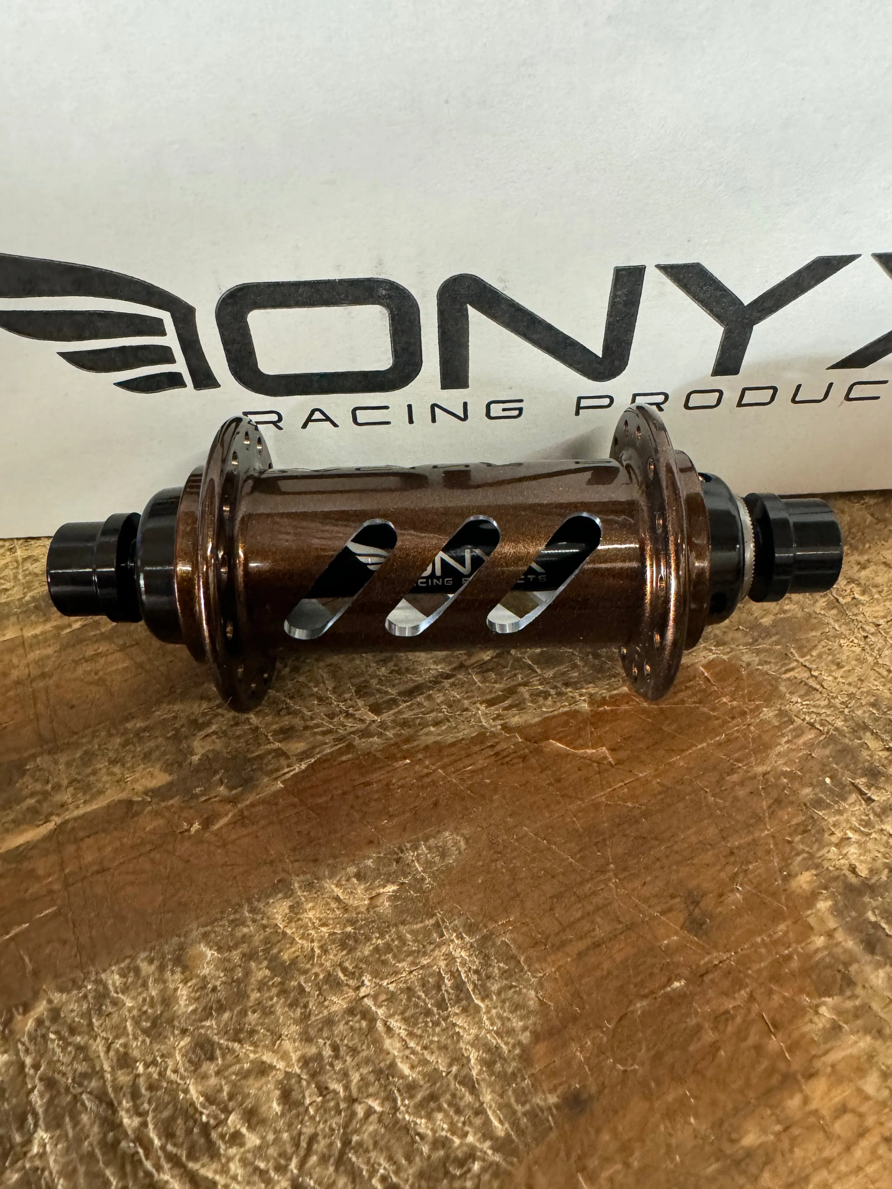 Onyx Hubs Cotm whiskey bronze