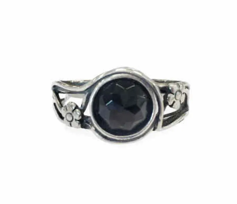 Onyx Ring (AV02)