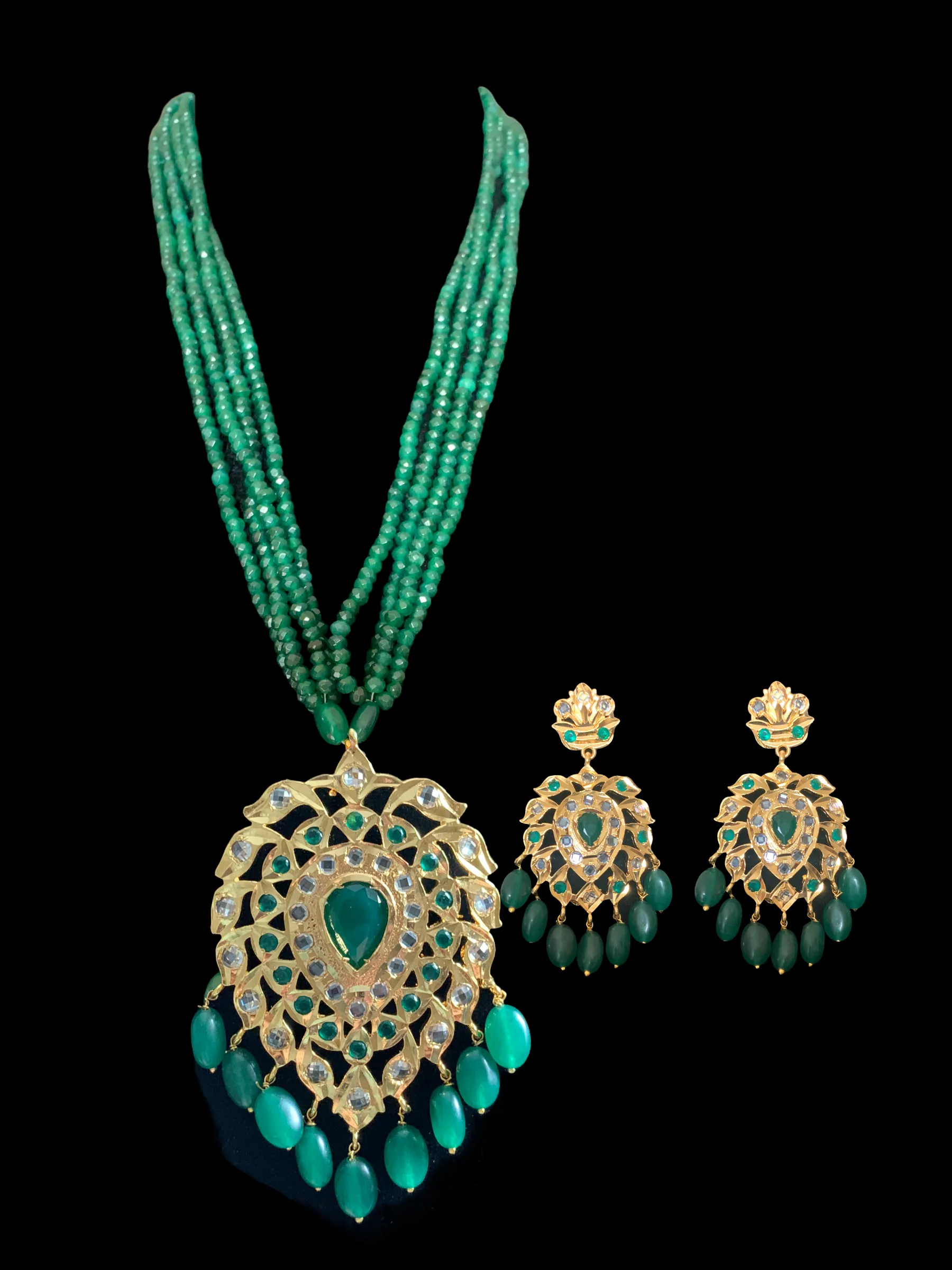 PS201 Alvira green pendant set (SHIPS IN 4 WEEKS )