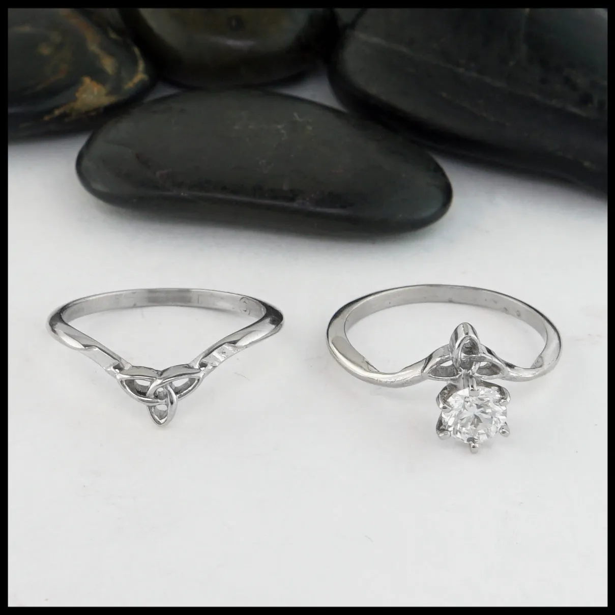 Trinity Knot Interlocking Ring Set