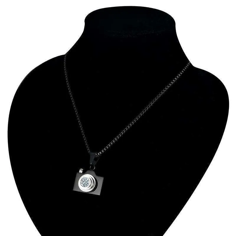 Versailles Camera Pendant Necklace